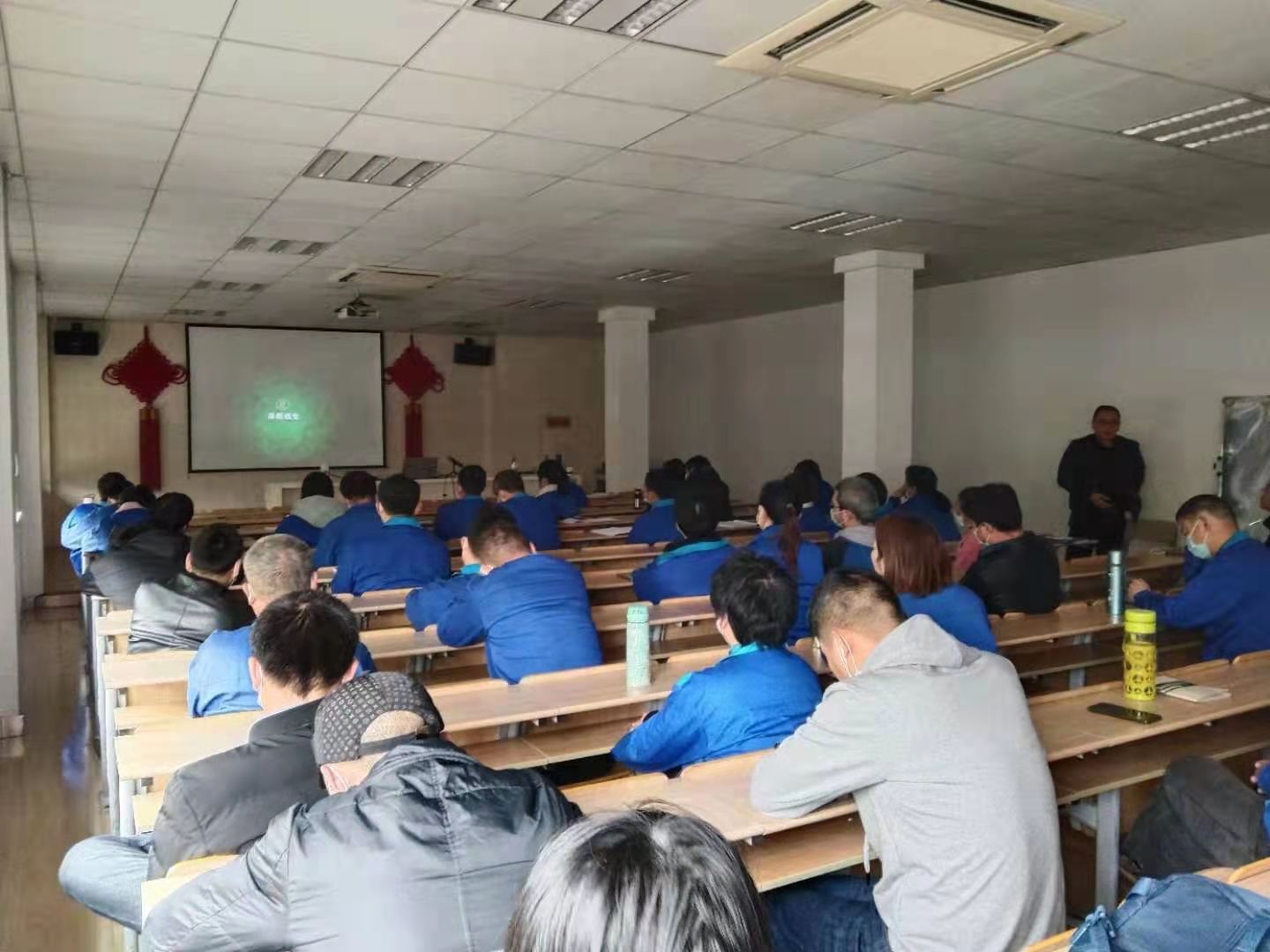 力士霸泵業(yè)開展以“安全第一、預(yù)防為主”為主題的安全知識(shí)培訓(xùn)(圖4)